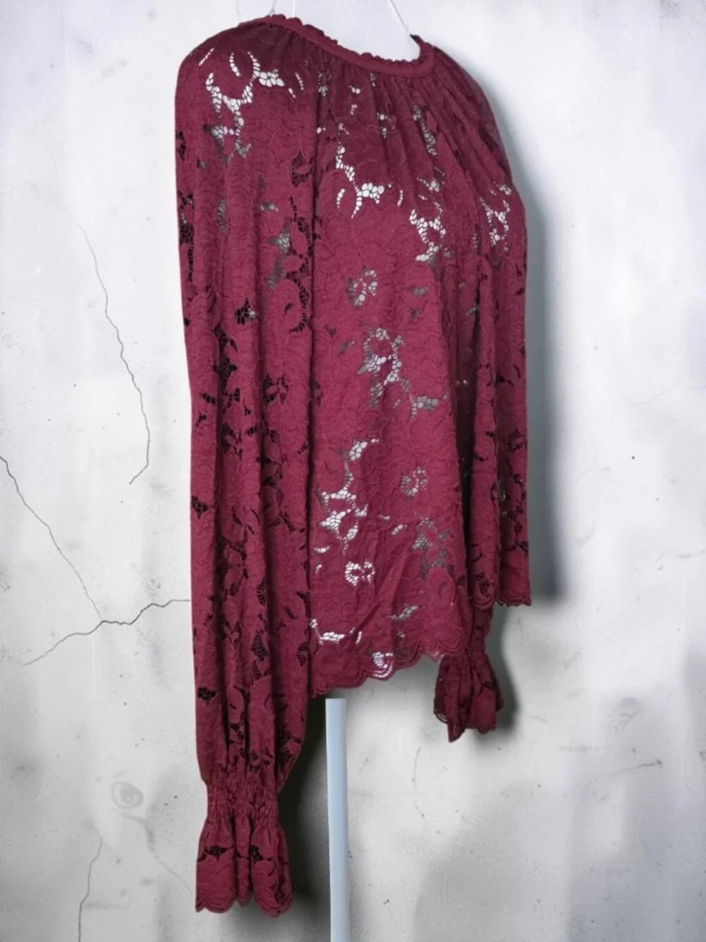 EUC FREE PEOPLE (LG) OLIVIA Wine Lace/Sheer Balloon Sleeve Blouse